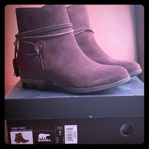 Sorel suede waterproof booties